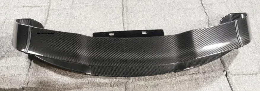 Excellent Dry Carbon Fiber Body Kit Auto Parts Rear Bumper Trim Decoration for Sale